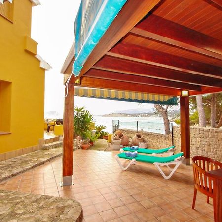 El Portet - Beachfront Holiday Home With Private Pool In 모라이라 외부 사진
