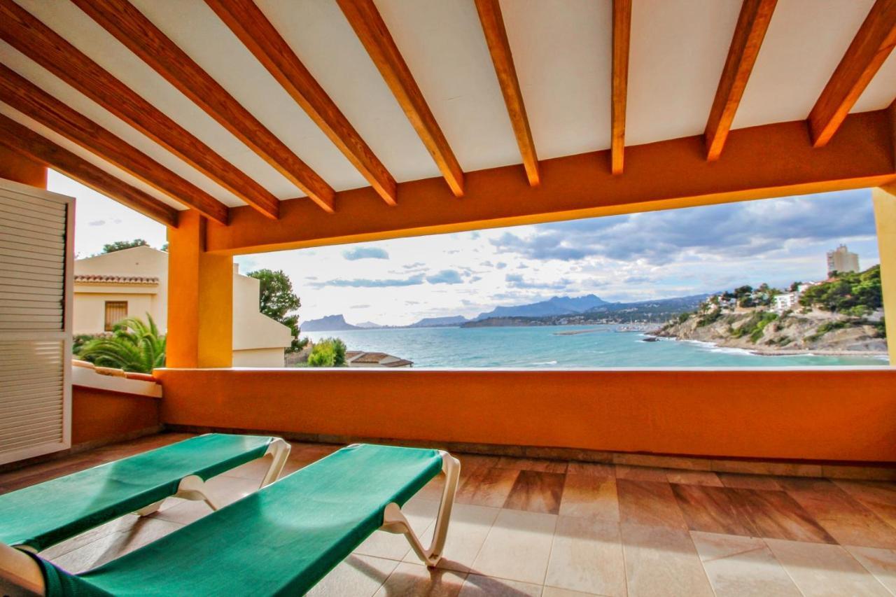 El Portet - Beachfront Holiday Home With Private Pool In 모라이라 외부 사진