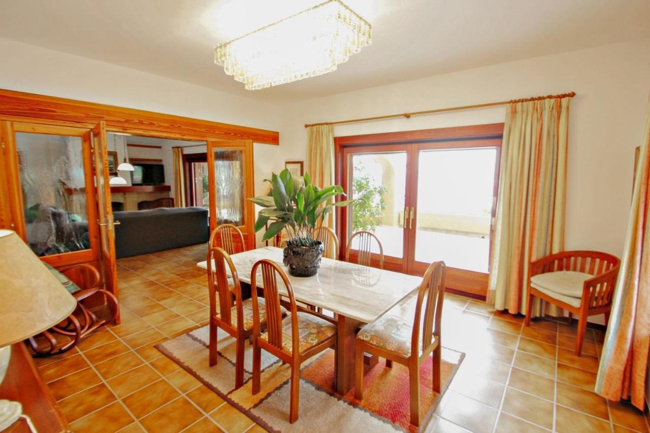 El Portet - Beachfront Holiday Home With Private Pool In 모라이라 외부 사진